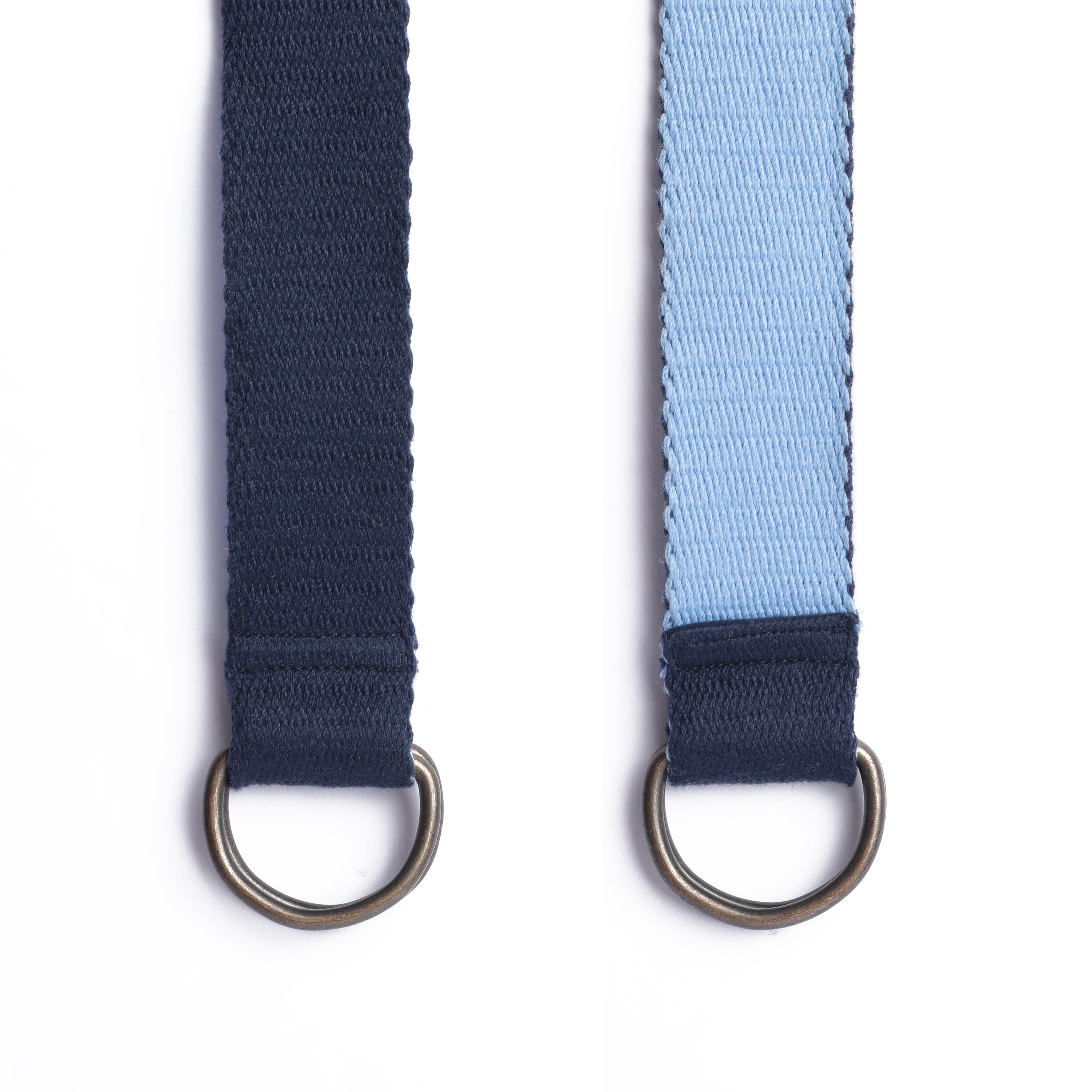 Timeless Twist: The Reversible Fashion Belt in Blue and Sky