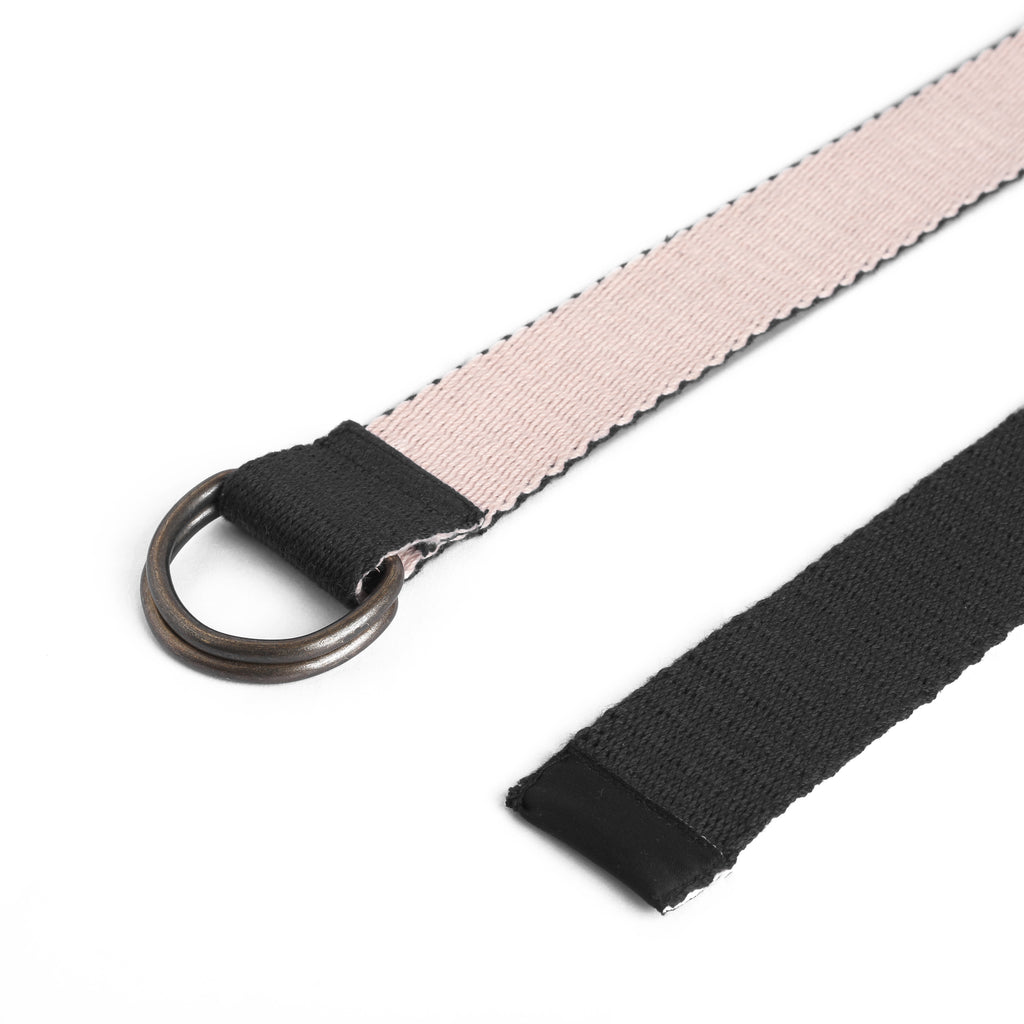 Chic Transformations: Solid Reversible Belt in Black and Peach